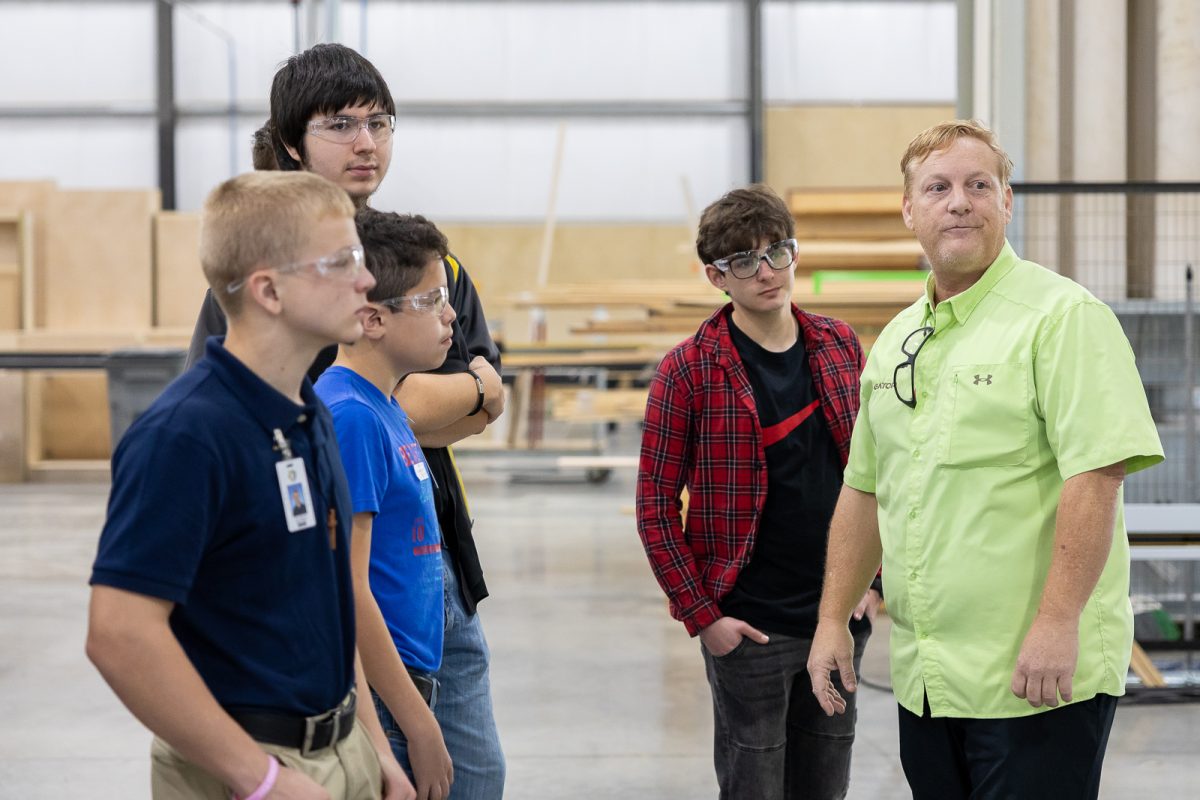 Walker High School Robotics Club Tours Gator